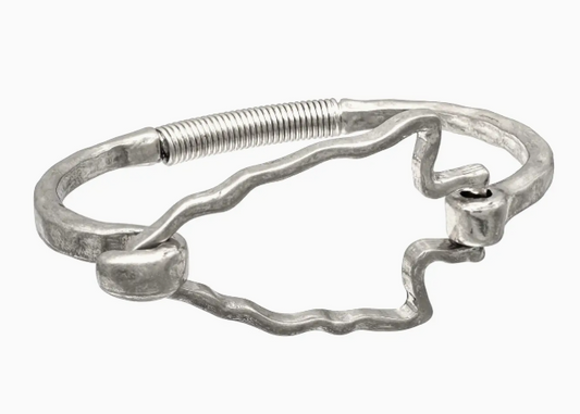 Arrowhead Cutout Bangle Bracelet