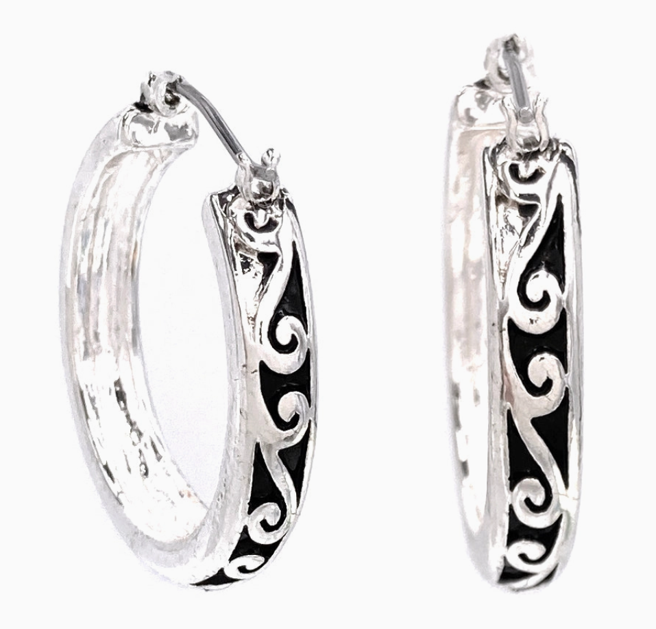 Swirly Georgian Fashion Pattern Huggie Earrings